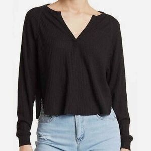 Abound Nordstrom V-Neck Waffle Knit Long Sleeve in Black